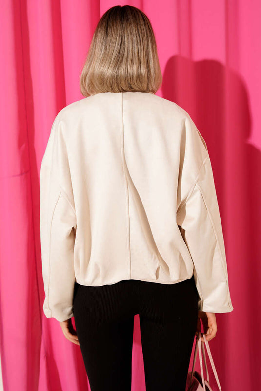 جاكيت من جلد الغزال بسحاب وياقة قميص مزين بالأحجار