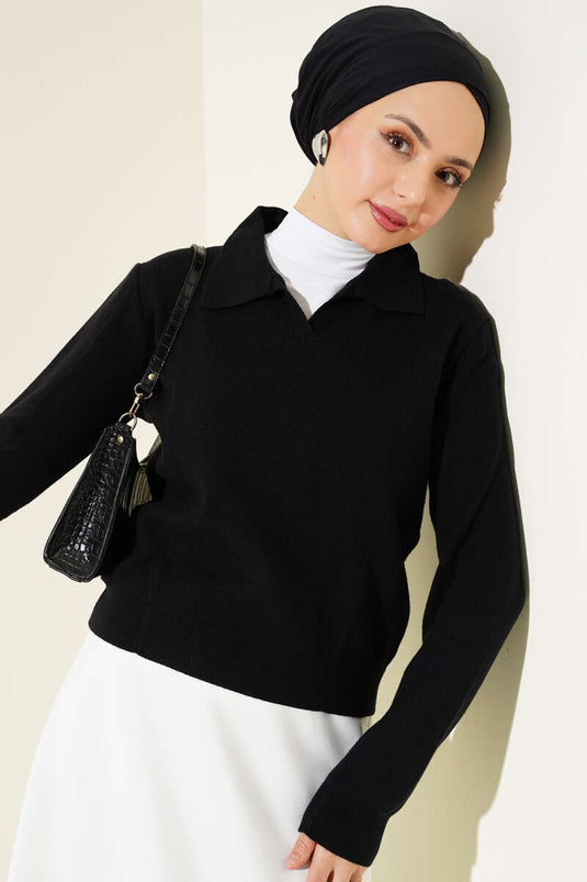 سترة قصيرة محبوكة بياقة قميص سوداء