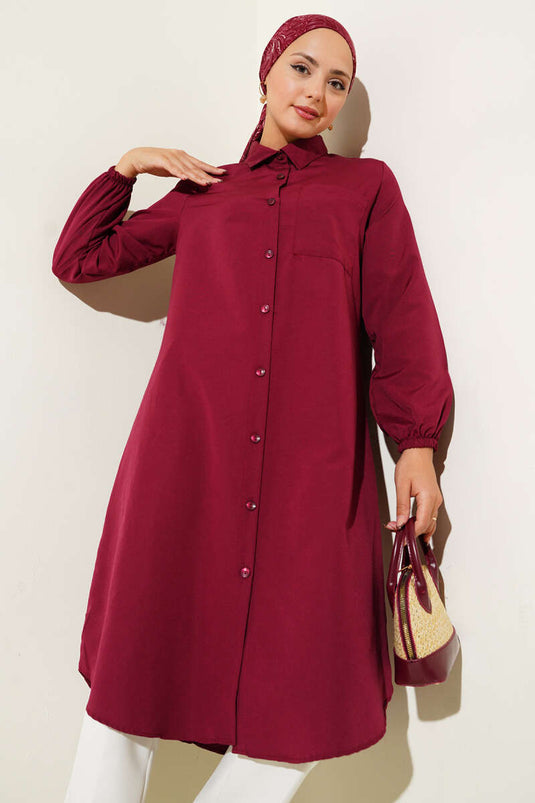 قميص طويل بياقة قميص وجيب واحد لون عنابي