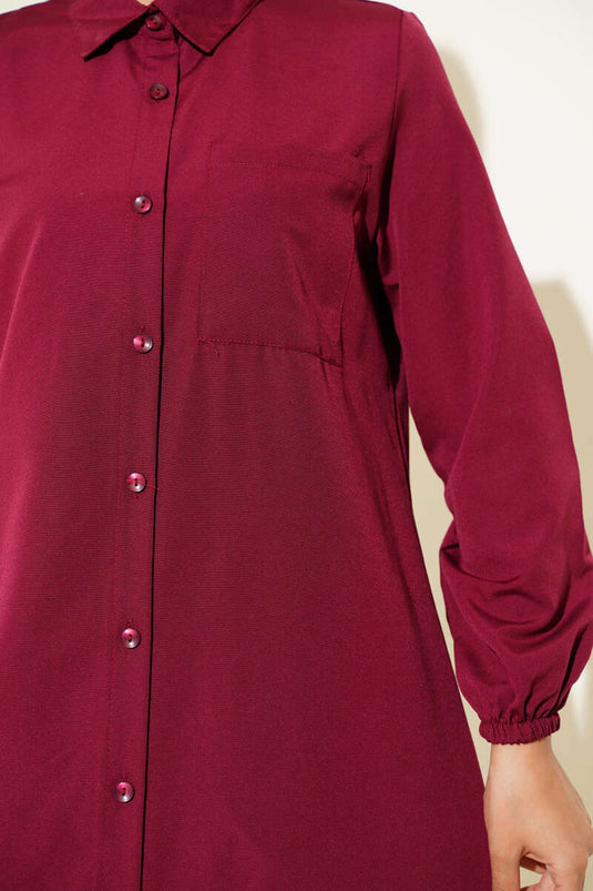 قميص طويل بياقة قميص وجيب واحد لون عنابي