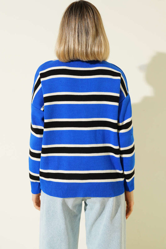 Pull en tricot à rayures horizontales col chemise bleu saphir