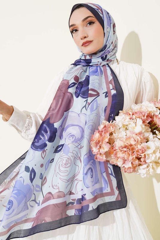 Châle lilas à motif rose