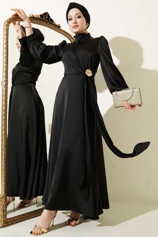 Gül-Detail Satin Abendkleid Schwarz