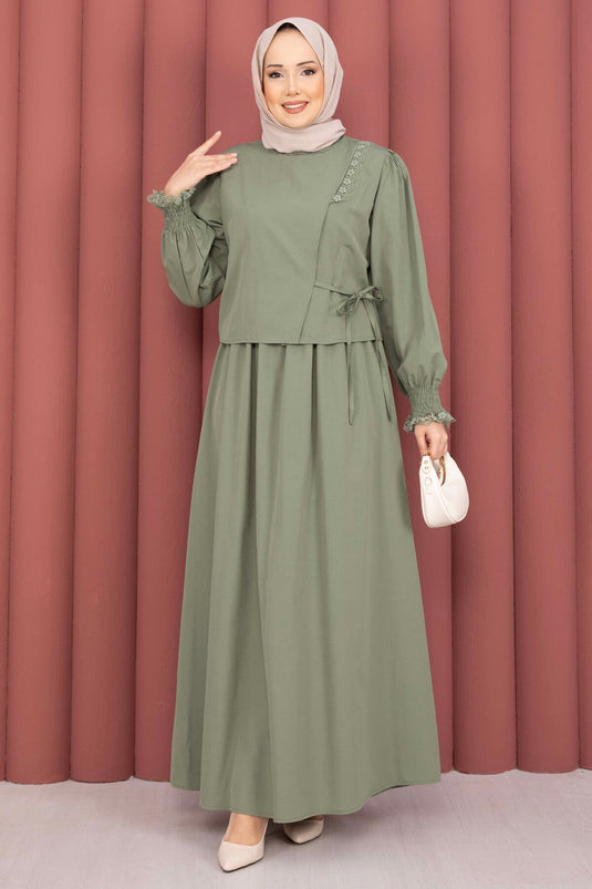 Ensemble deux pièces avec robe à bande de guipure menthe