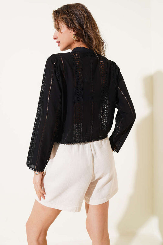 Chemise courte rayée en guipure noire