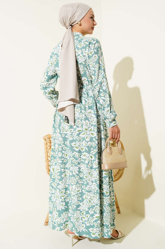 فستان بنقشة مميزة، بياقة صينية وحزام خصر مرتفع، لون نعناعي