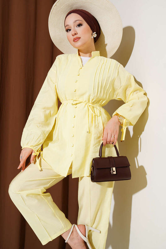 Double Breasted British Buttoned Suit Yellow