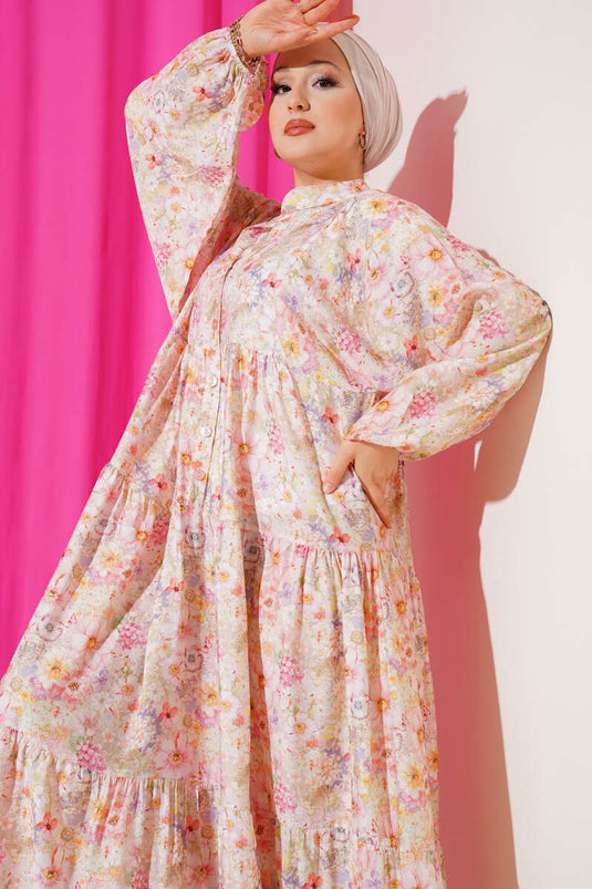 فستان زهري متعدد الطبقات بياقة الجد