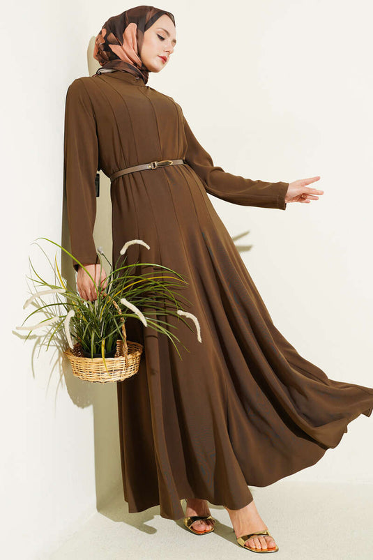 Robe Hakim à col, ceinture plissée, couleur vison