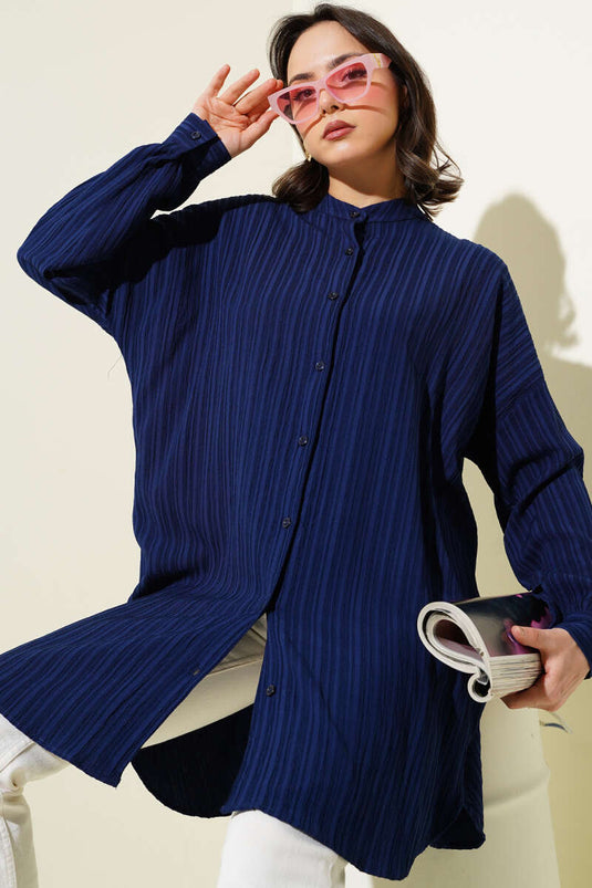 قميص كاجوال بياقة القاضي أزرق داكن