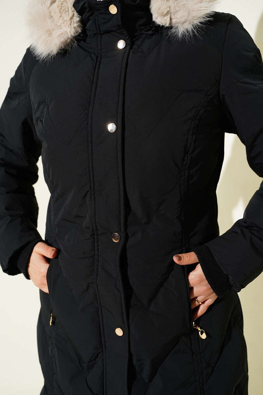 İçi Kürk Detaylı Kapüşonlu Mont Siyah