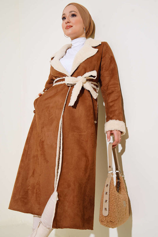 Manteau long en daim doublé de fourrure Tan