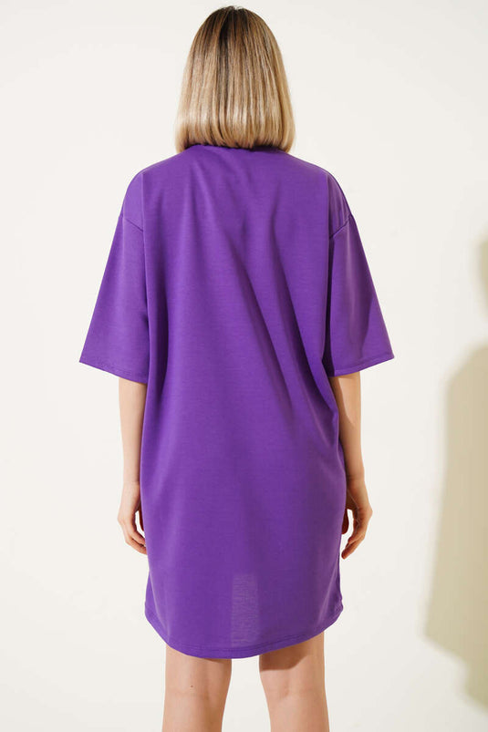 تي شيرت أساسي طويل بخيطين باللون الأرجواني