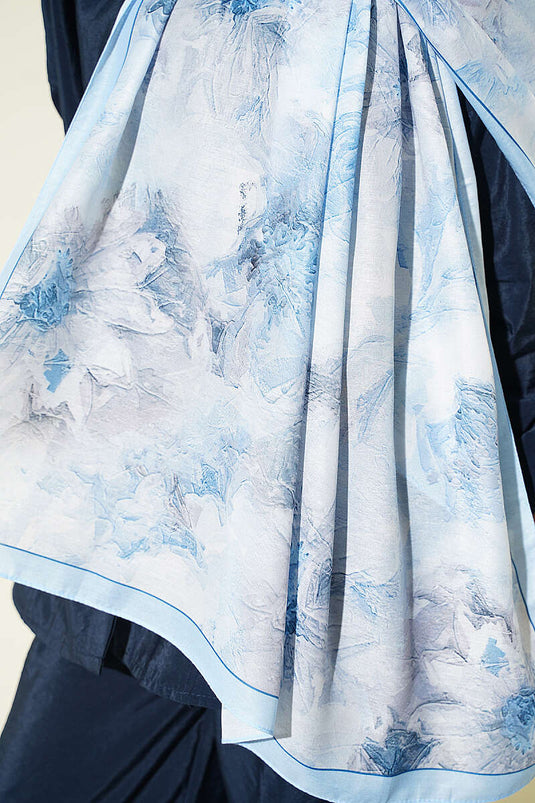 Pañuelo Floral Azul Bebé Con Detalle De Rayas Finas
