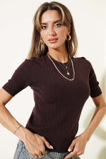 Pull En Maille À Fines Rayures Couleur Taupe Chaud