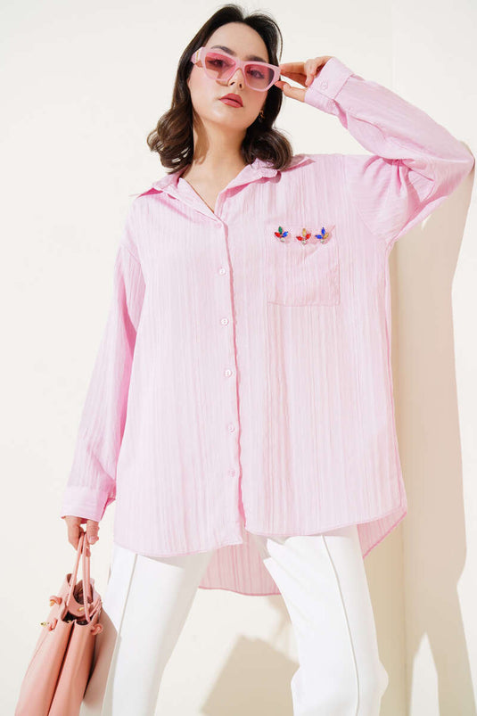 Camisa Rosa con Bolsillo de Piedras de Rayas Finas