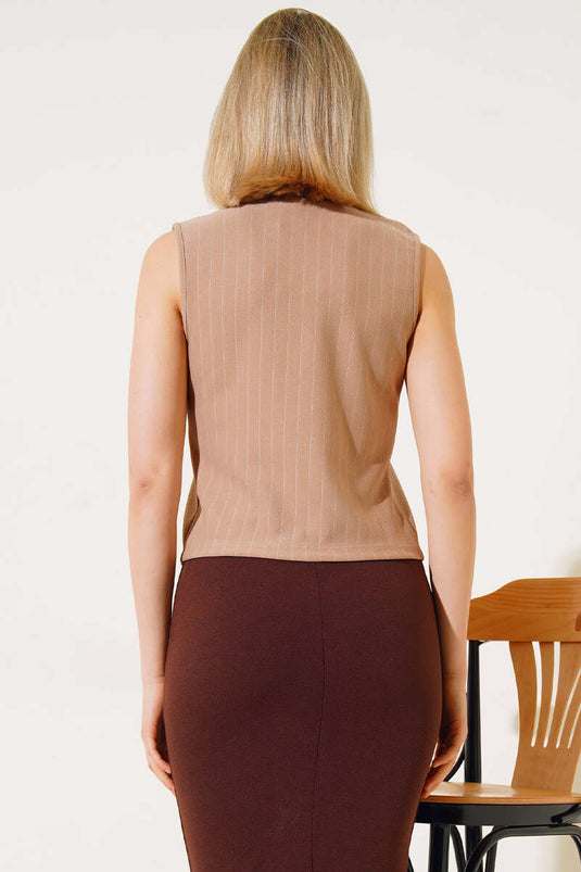 Kurze Nadelstreifenweste Latte