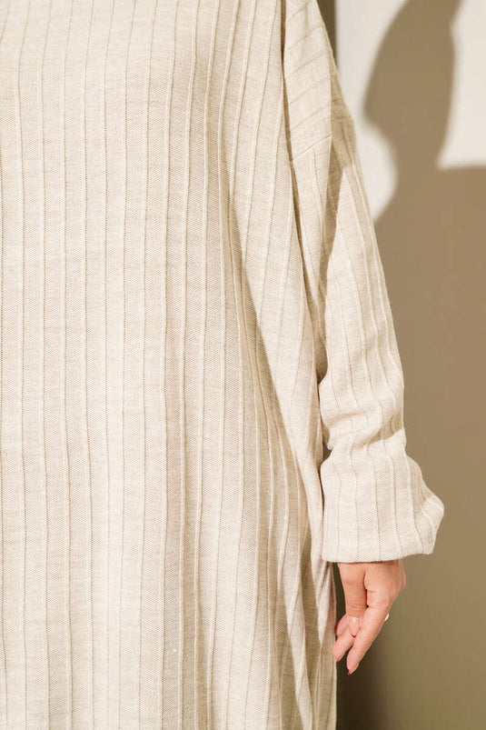 Loose Knitted Dress with Thin Stripes and Stone