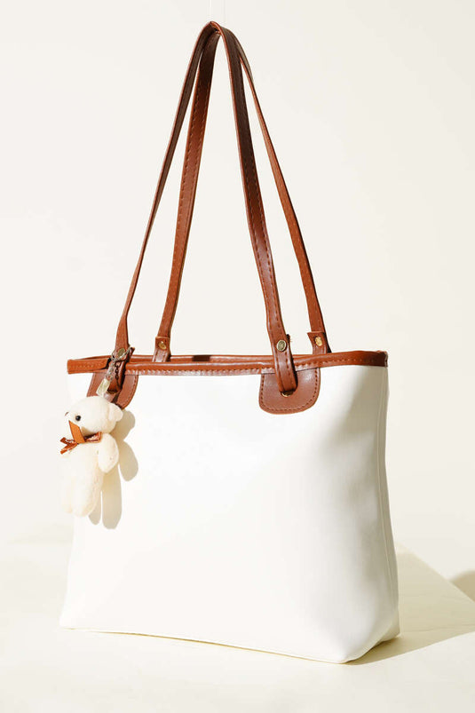 İnce Kulplu Ayıcık Aksesuarlı Çanta Beyaz