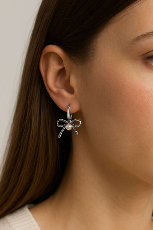 Pearl Detailed Bow Earrings Silver