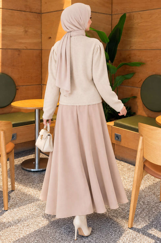 Chaqueta De Punto Beige Con Botones De Perla