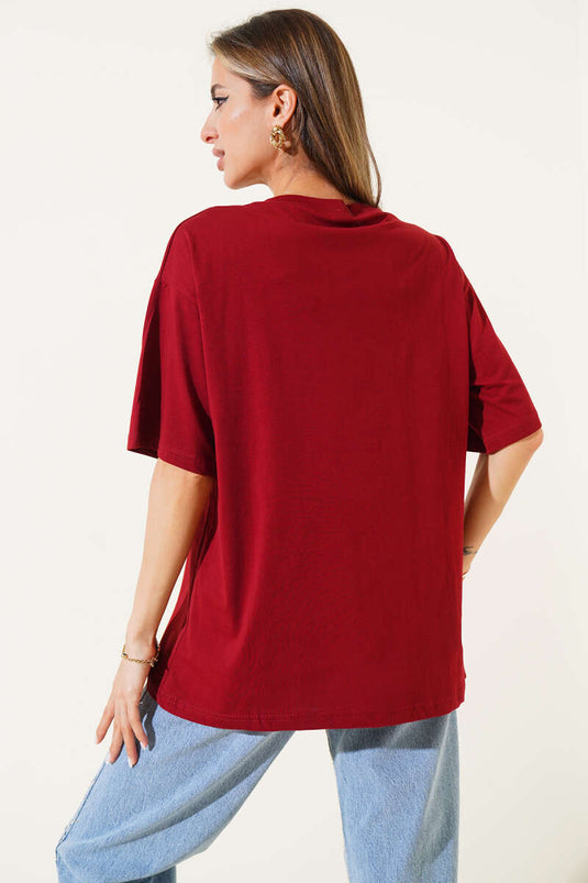 تيشيرت مزين باللؤلؤ، لون عنابي