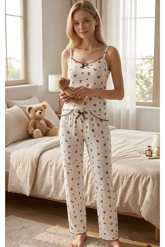 İp Askılı Kurdele Detaylı Baskılı Pijama Takımı Ekru