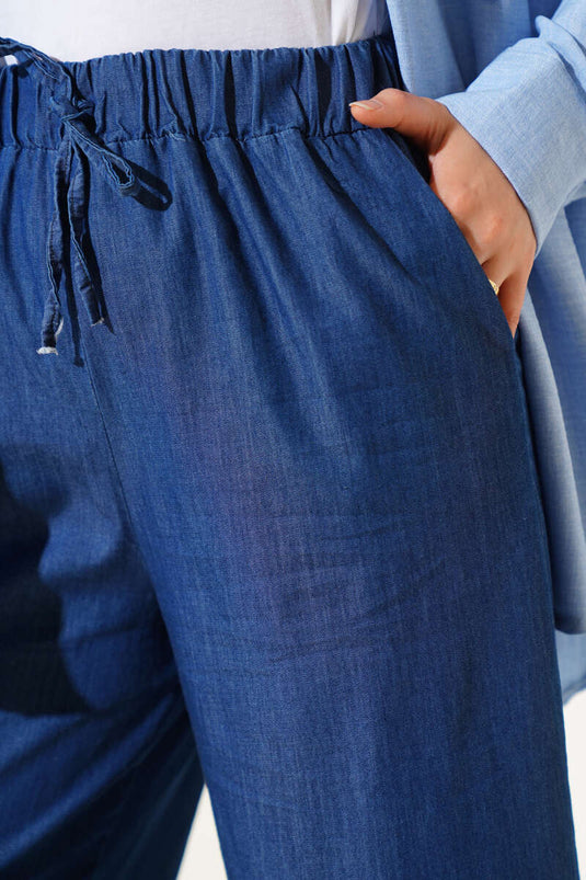 Pantalon en jean à taille élastique avec lien en corde