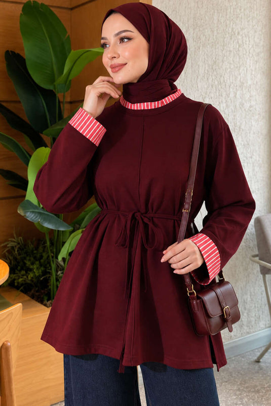 Túnica Bordó Con Rayas Y Detalle De Corbata