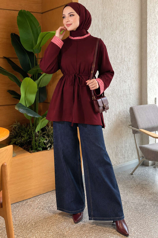 Túnica Bordó Con Rayas Y Detalle De Corbata
