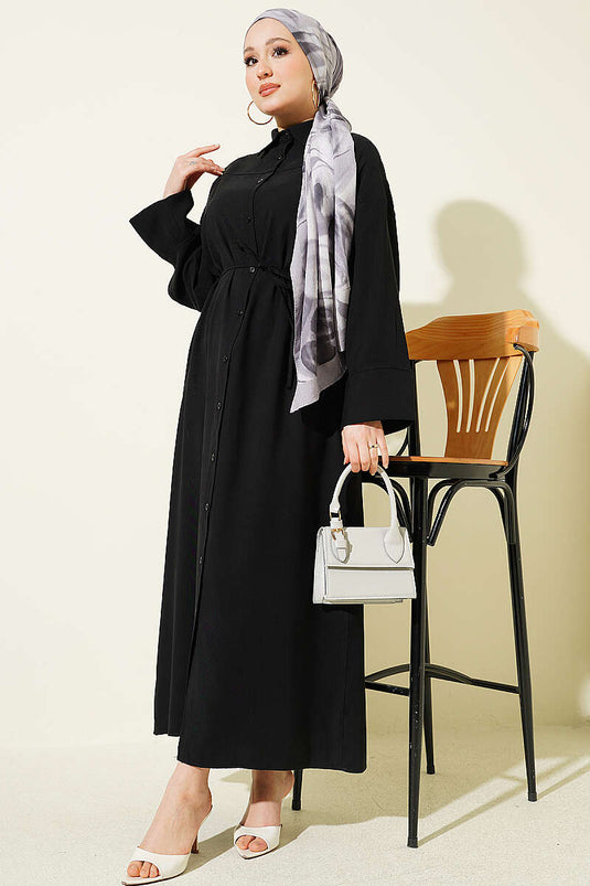 Robe noire à boutons avec détails à cordon en corde