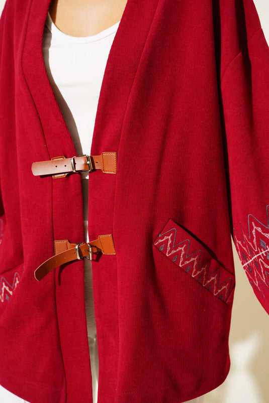 Gilet brodé à cordon, bordeaux