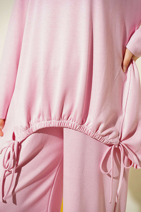 Roze Tweedelig Set Met Strikdetail En Ruches