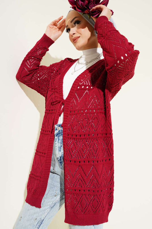 Cardigan tricoté à motifs noués en corde rouge bordeaux