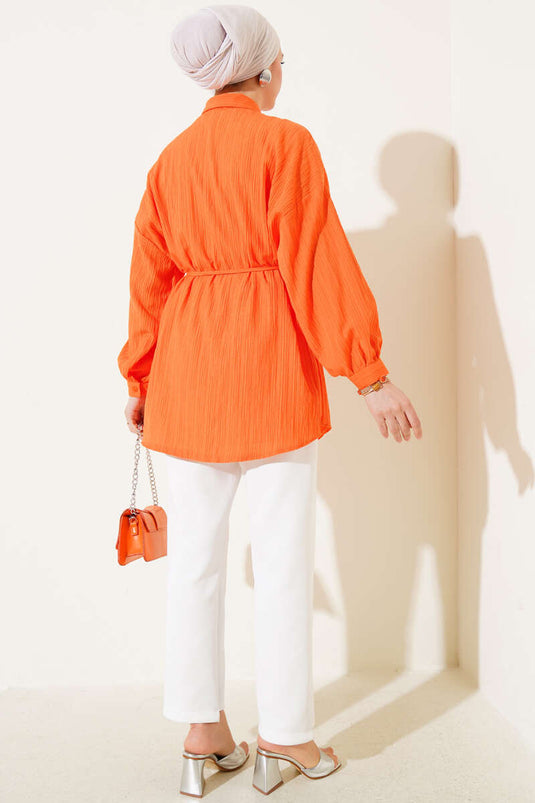 Chemise en écorce d'arbre avec ceinture en corde orange