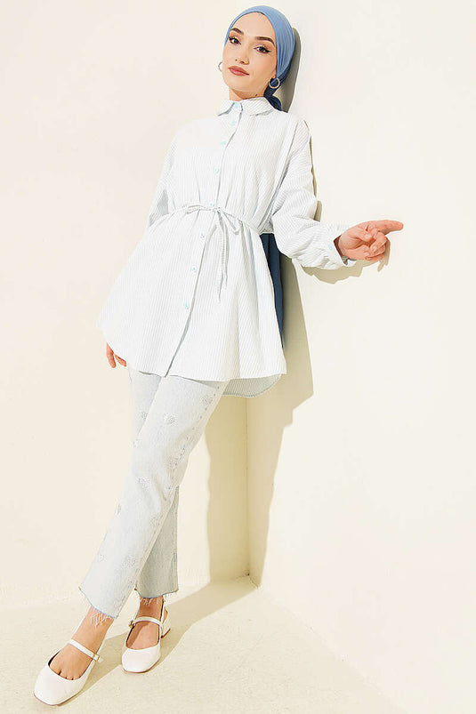 Chemise oversize à rayures verticales avec ceinture en corde, bleu glace
