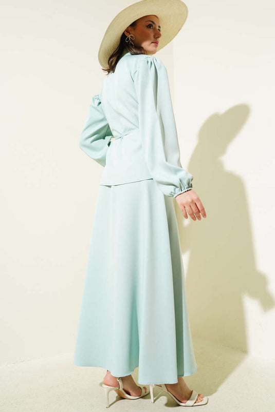 Completo due pezzi con cintura in corda e gonna abbottonata, menta