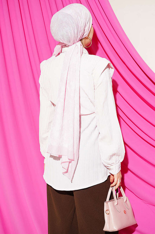 Chemise Rose Avec Ceinture À Nœud Et Détails