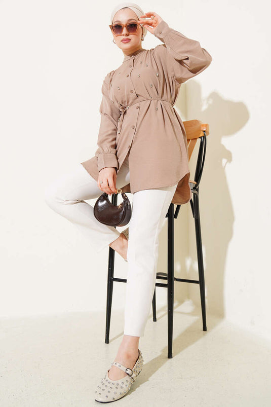 قميص من جلد المنك مع حزام من الحبل