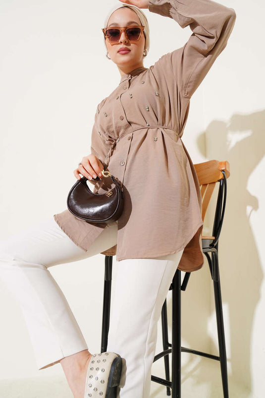 قميص من جلد المنك مع حزام من الحبل