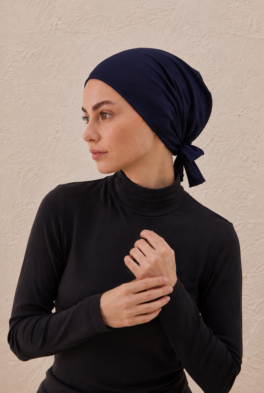 İpeksi Dikişsiz Bone Lacivert