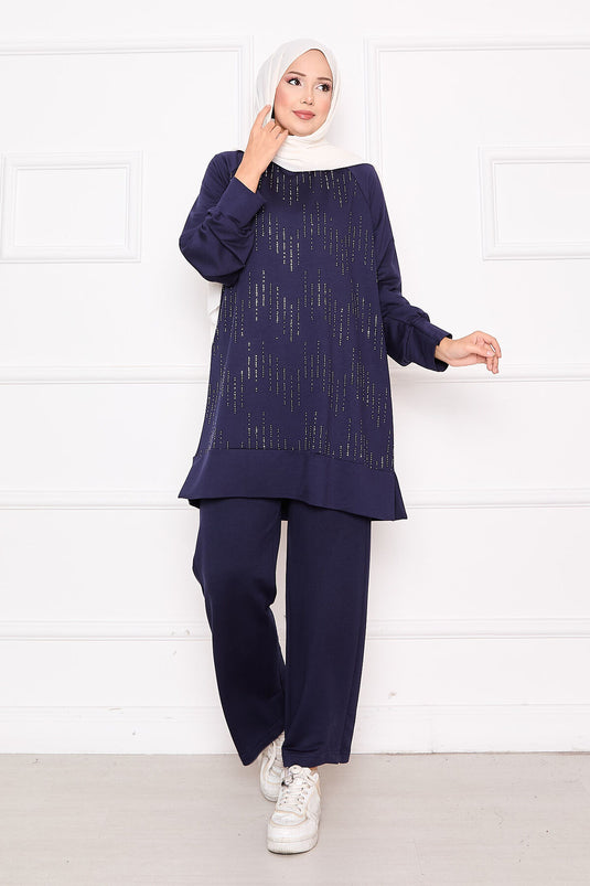 Costume deux pièces Oyso bleu marine avec détails en pierres scintillantes