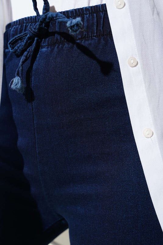 Jean bleu marine à jambes larges