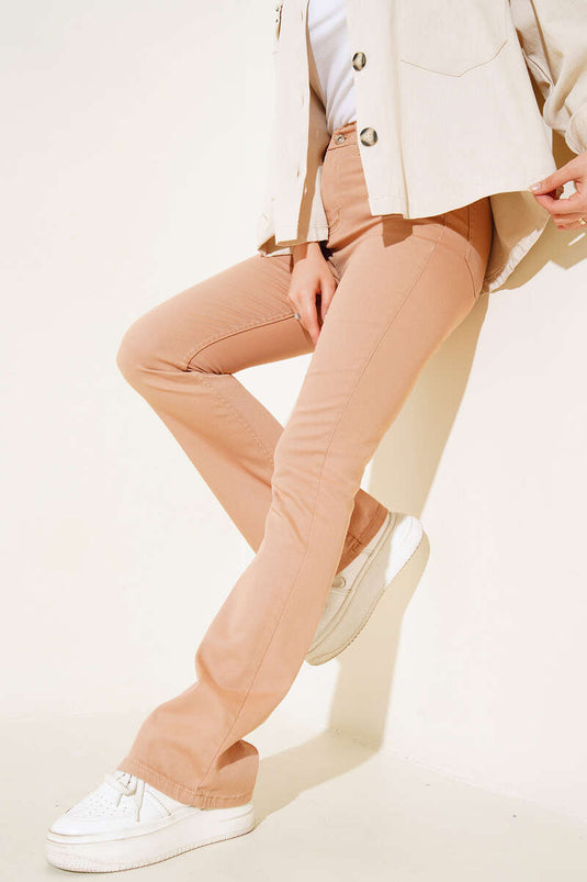 Pantalon en jean camel taille haute à jambe évasée