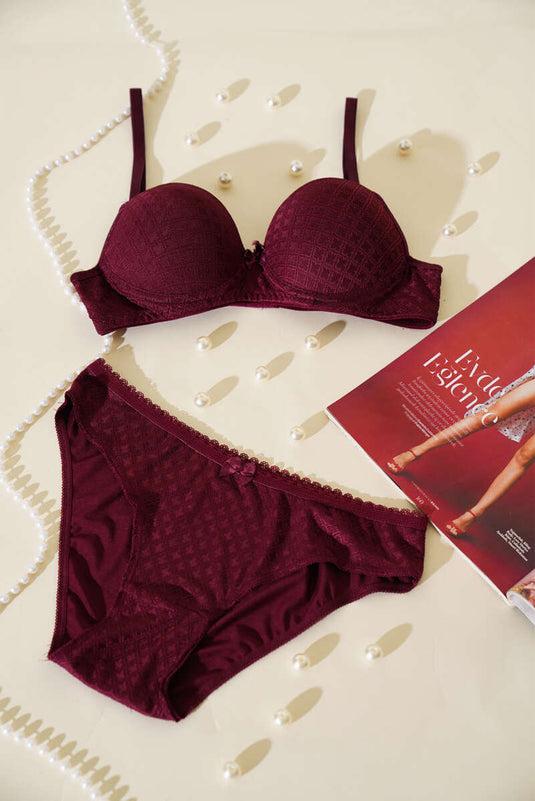 طقم حمالة صدر مبطنة بنقشة جاكار - لون أرجواني