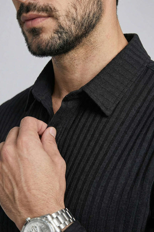 قميص رجالي أسود مخطط عمودي بنقشة جاكار