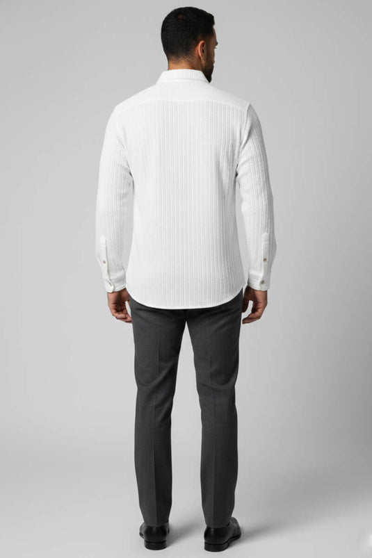 قميص رجالي بنقشة جاكار، لون بيج فاتح