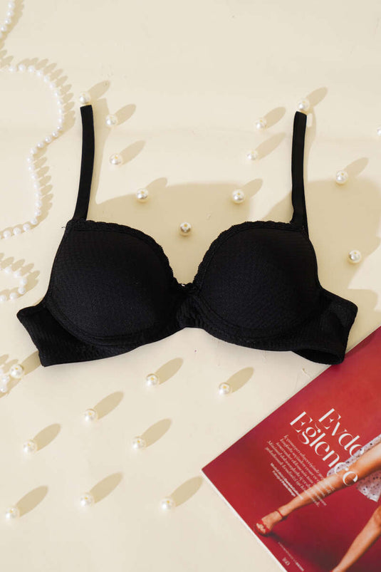 Soutien-gorge noir sans rembourrage, orné de dentelle jacquard