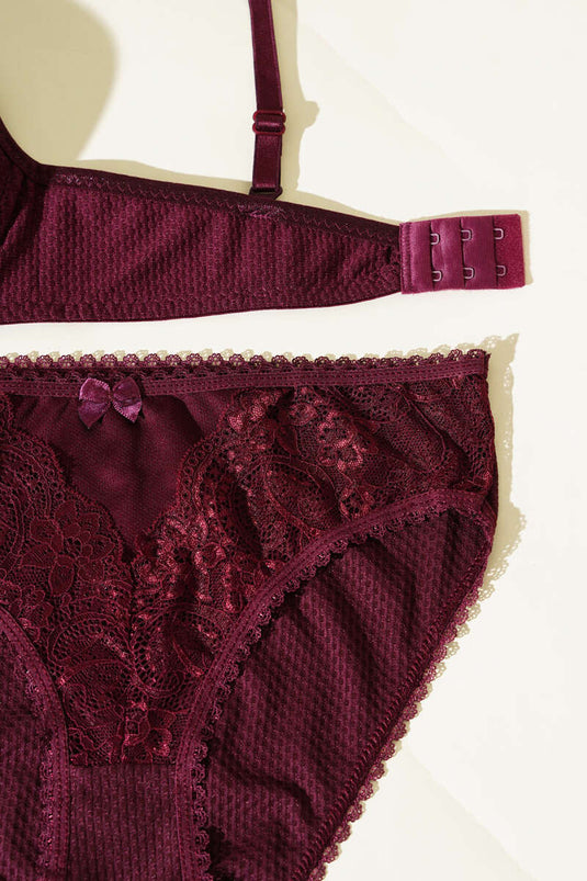 طقم حمالة صدر غير مبطنة بتفاصيل دانتيل جاكار - لون أرجواني غامق