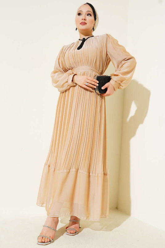 فستان جانجان المطوي باللون الجملي